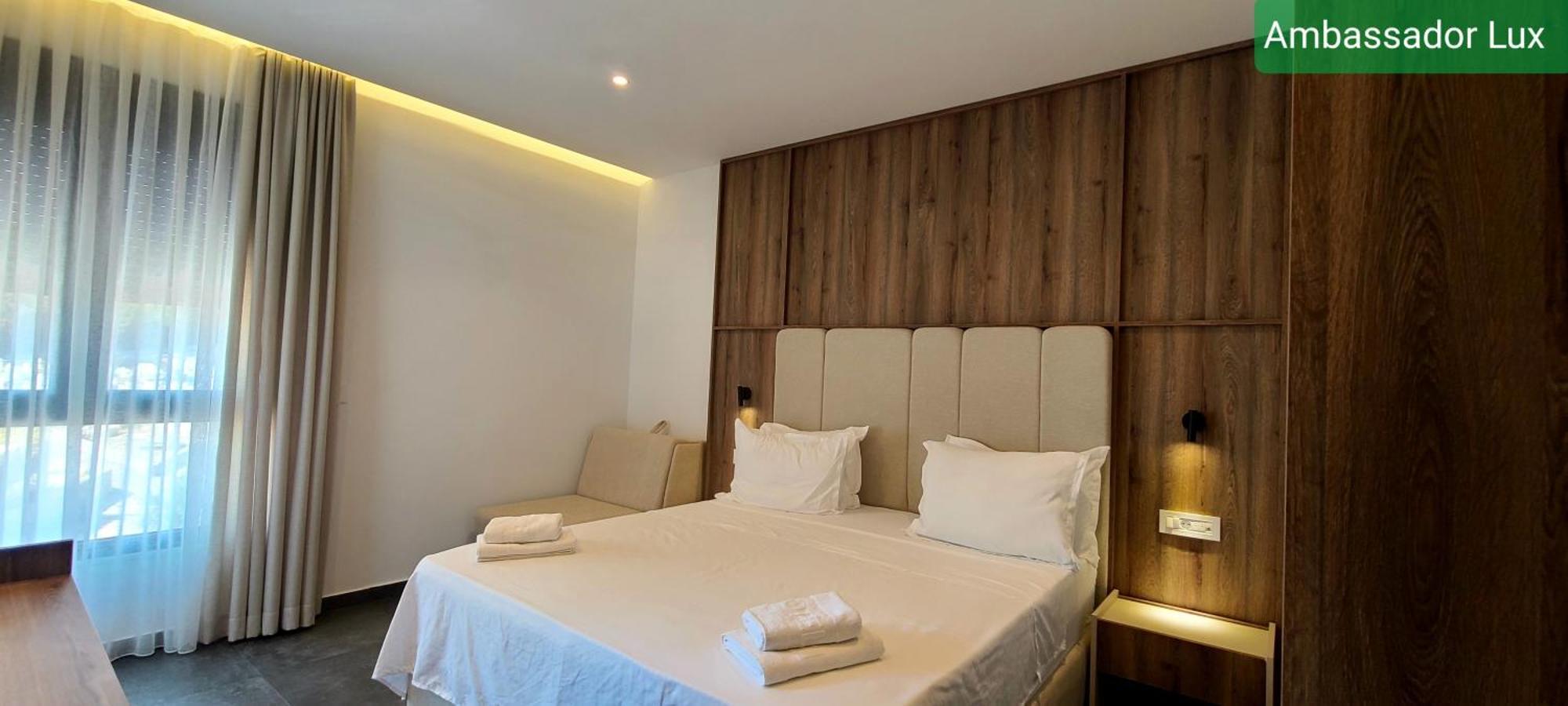 Ambassador & Ambassador Lux Apartments Ulcinj Quarto foto