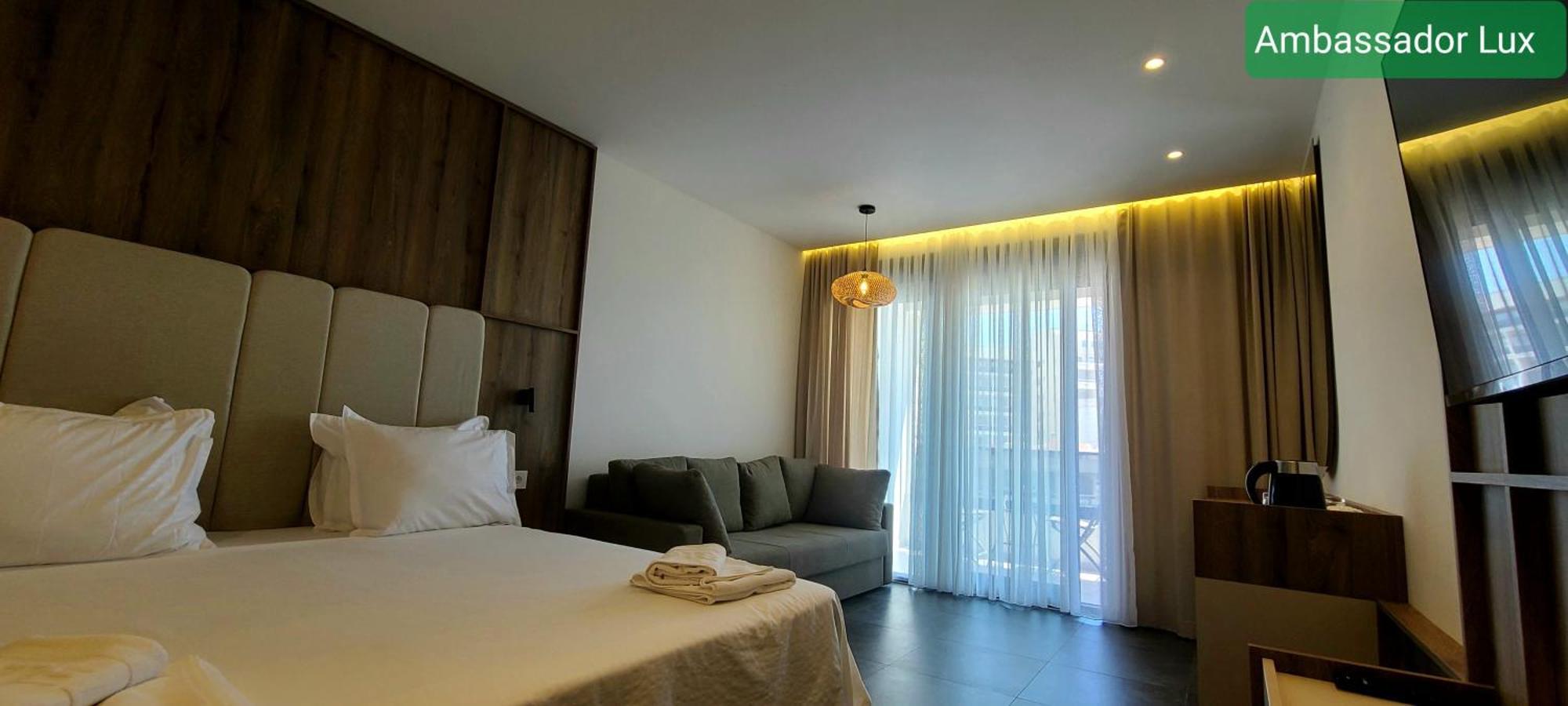 Ambassador & Ambassador Lux Apartments Ulcinj Quarto foto