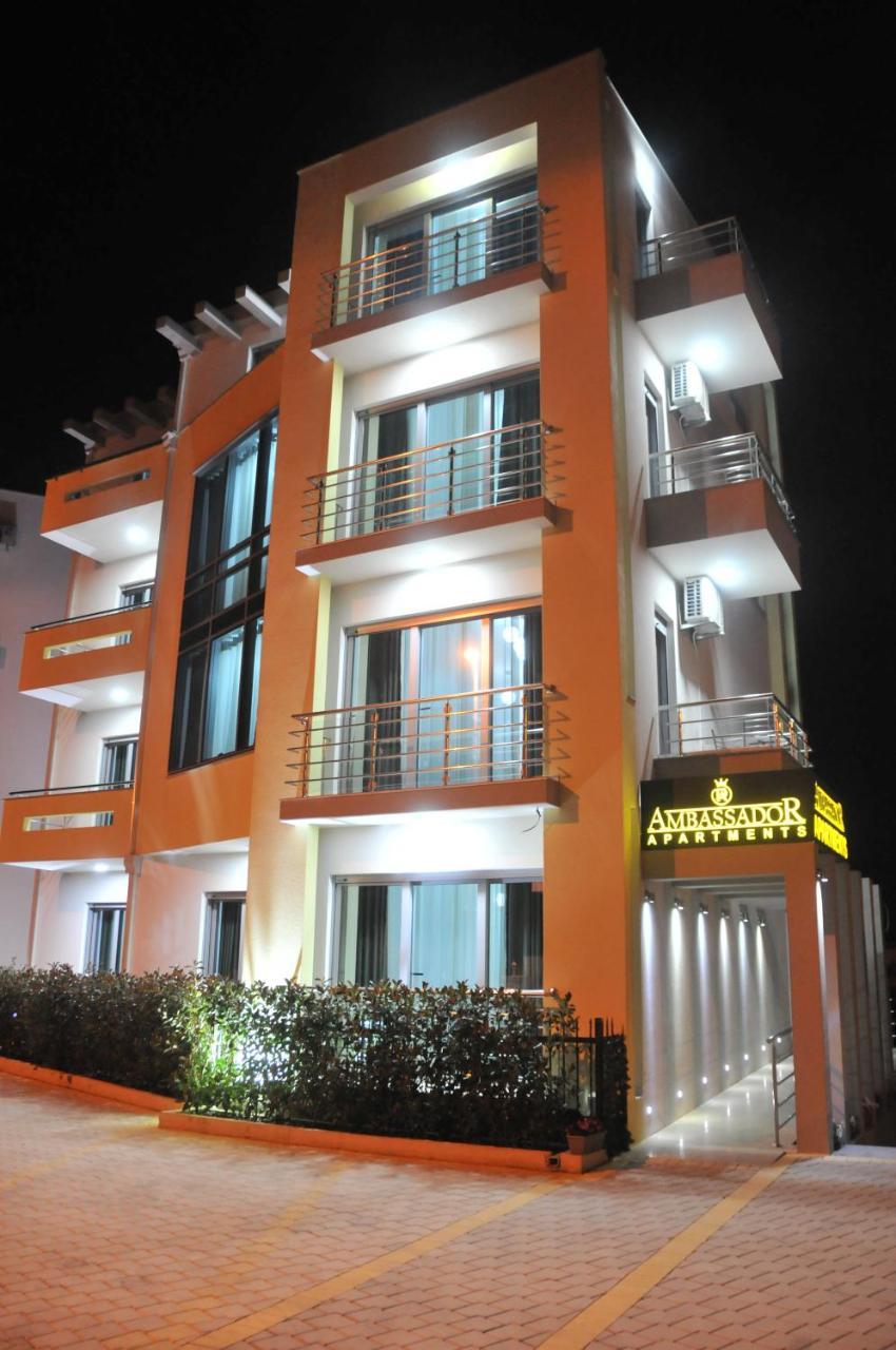 Apartments Ambassador Ulcinj Exterior foto